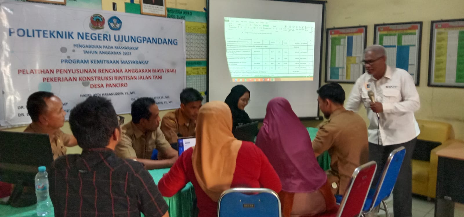 Politeknik Negeri Ujung Pandang Fasilitasi Pelatihan Penyusunan RAB 